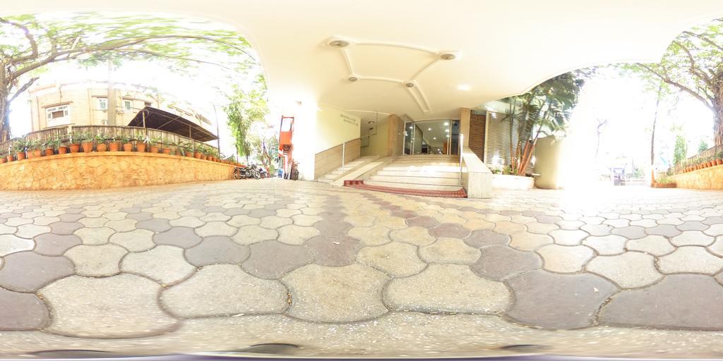 Hotel Raviraj Pune Ngoại thất bức ảnh