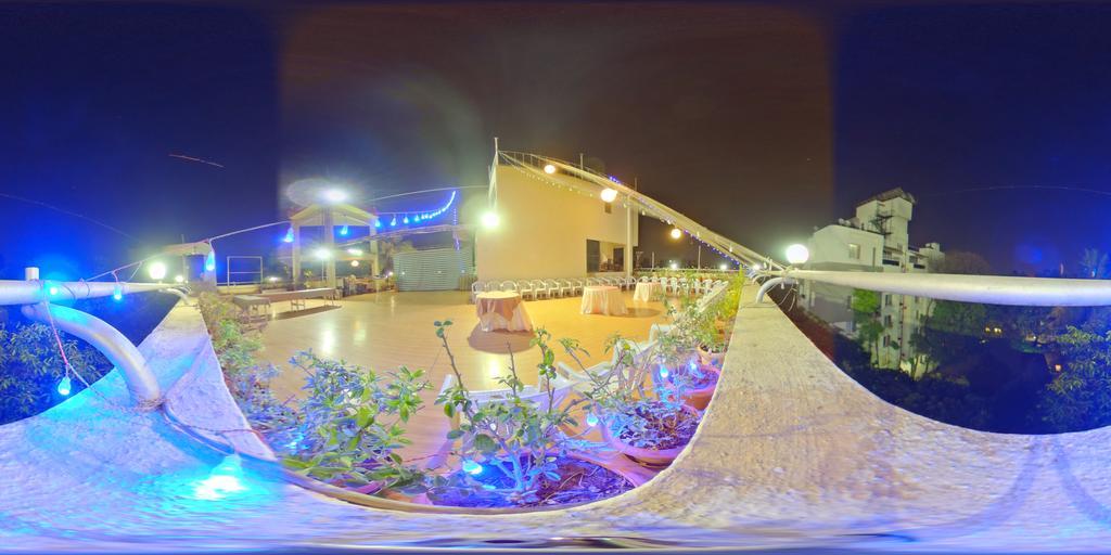 Hotel Raviraj Pune Ngoại thất bức ảnh